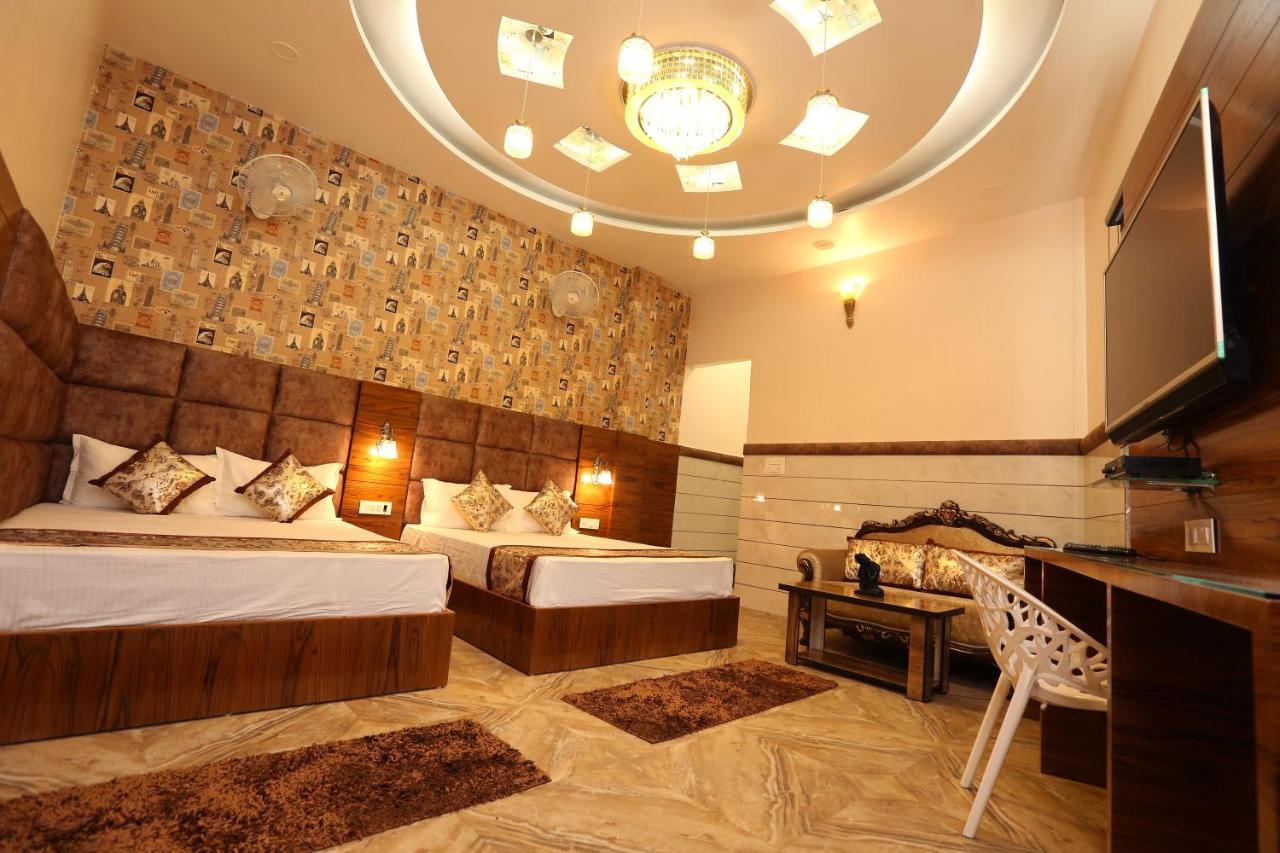 The Park View Hotel Amritszár Kültér fotó